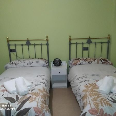 バルデロブレスVivienda El Olivoアパートメント エクステリア 写真